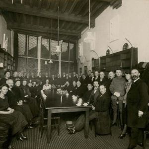 Opening van de Openbare Leeszaal in 1921.