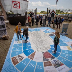 Hanzebordspel levensgroot
